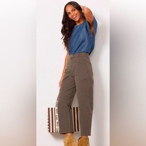 Evereve Emerson Pants in Green size 25